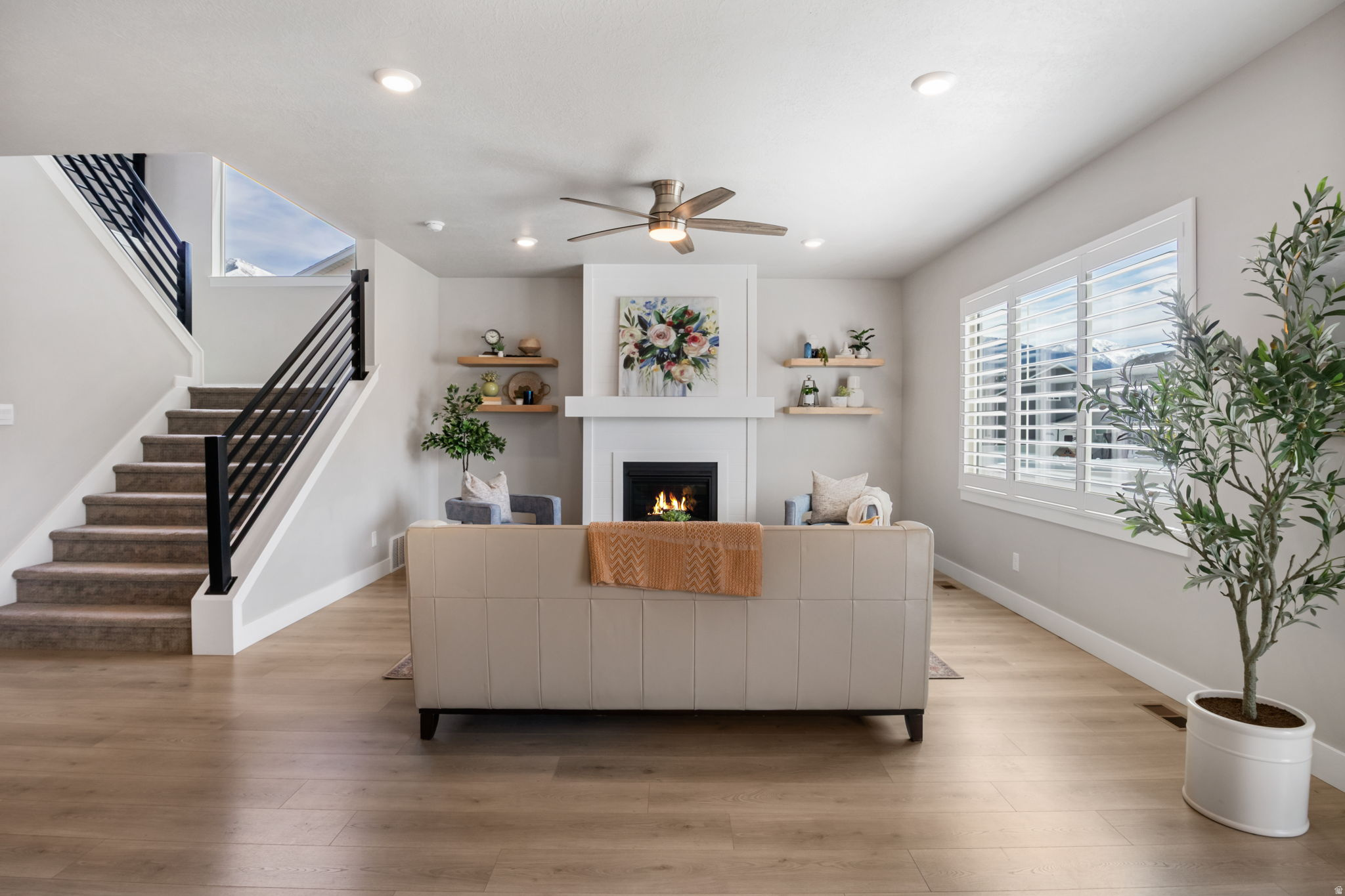 MAPLETON GROVE - Residential