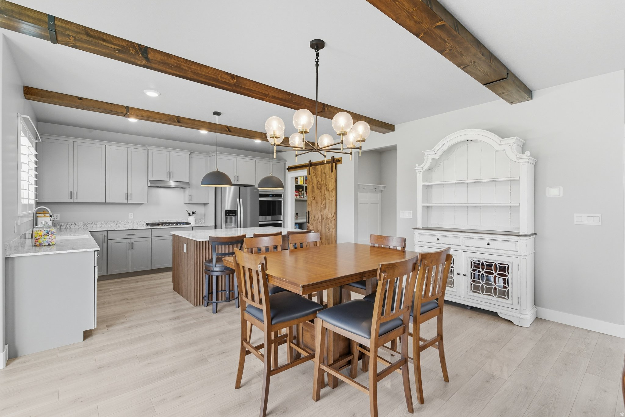 MAPLETON GROVE - Residential