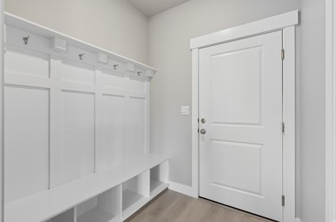 Tiny photo for 572 S CHAMBERLAIN ST, Mapleton, UT 84664 (MLS # 2146687)