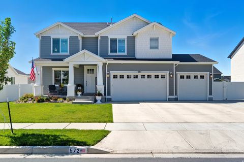Tiny photo for 572 S CHAMBERLAIN ST, Mapleton, UT 84664 (MLS # 2146687)