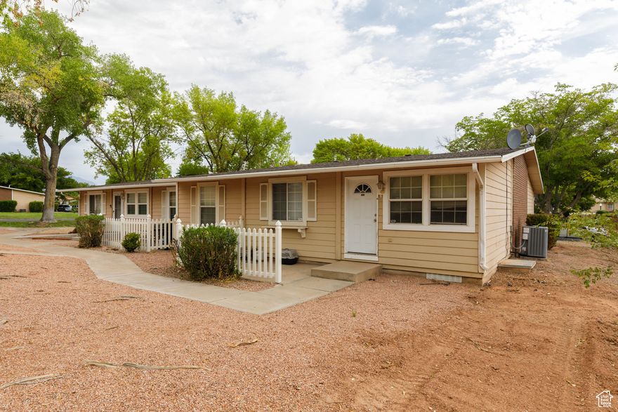 Charming 2-bedroom, 1-bath single-level condo built in 1987, offering easy, low-maintenance living. This well-designed home features a comfortable layout with spacious bedrooms, a bright living area, and convenient single-level access. The HOA takes care of landscaping and provides access to community amenities, including a pool and hot tub, so you can relax and enjoy a worry-free lifestyle.