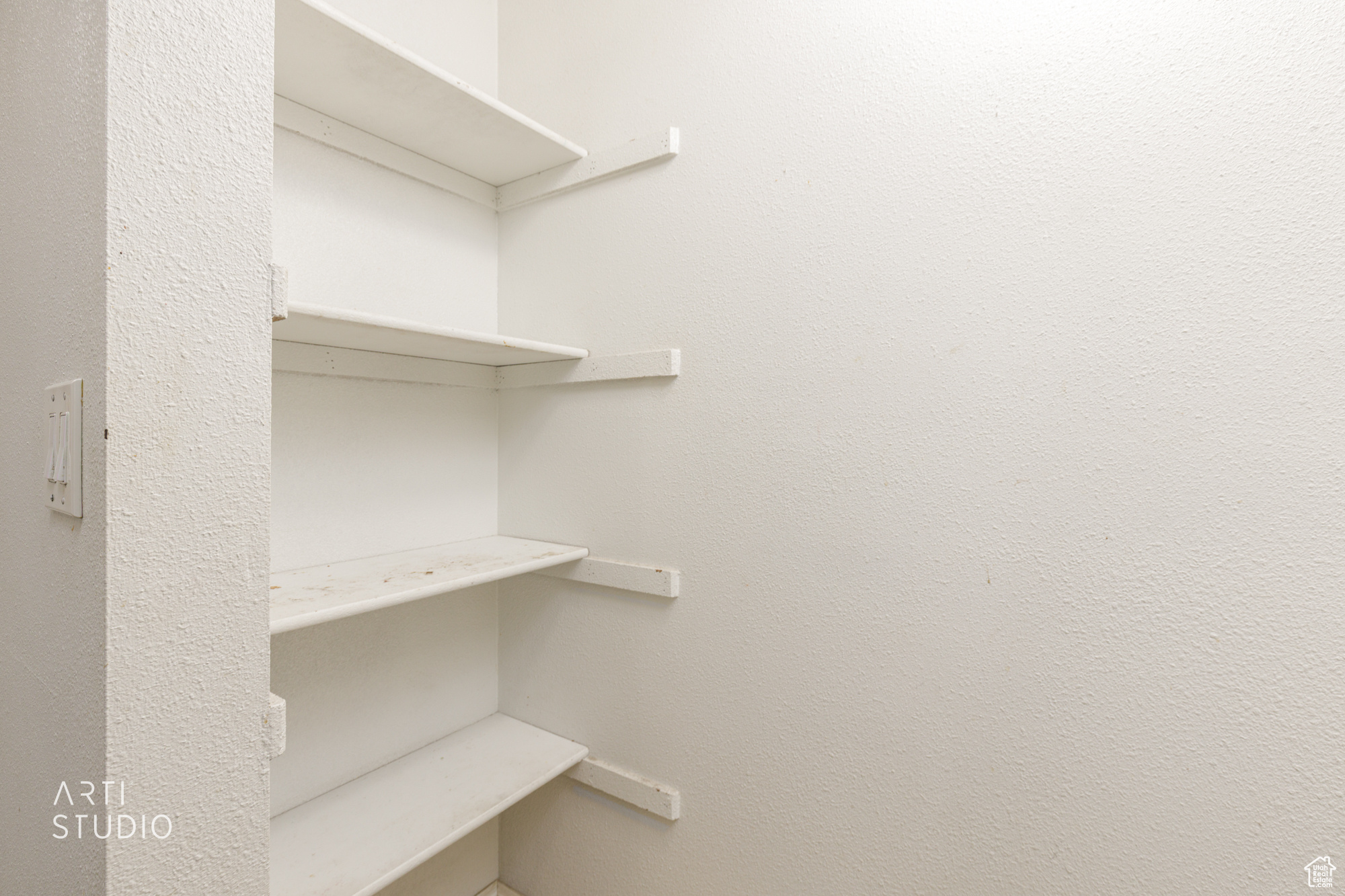 SPRINGTREE GARDENS CONDO - Residential