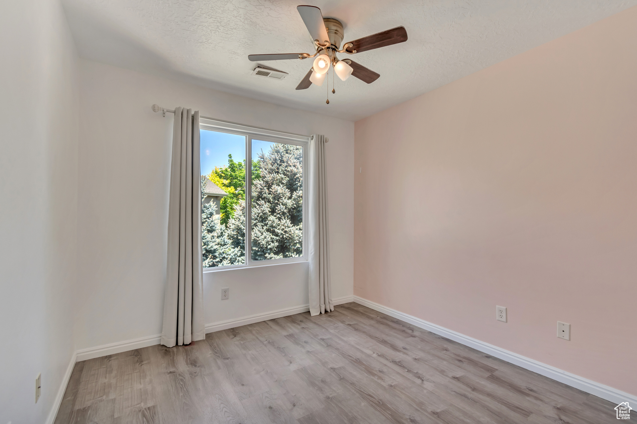 VINTAGE ON THE BLUFF - Residential