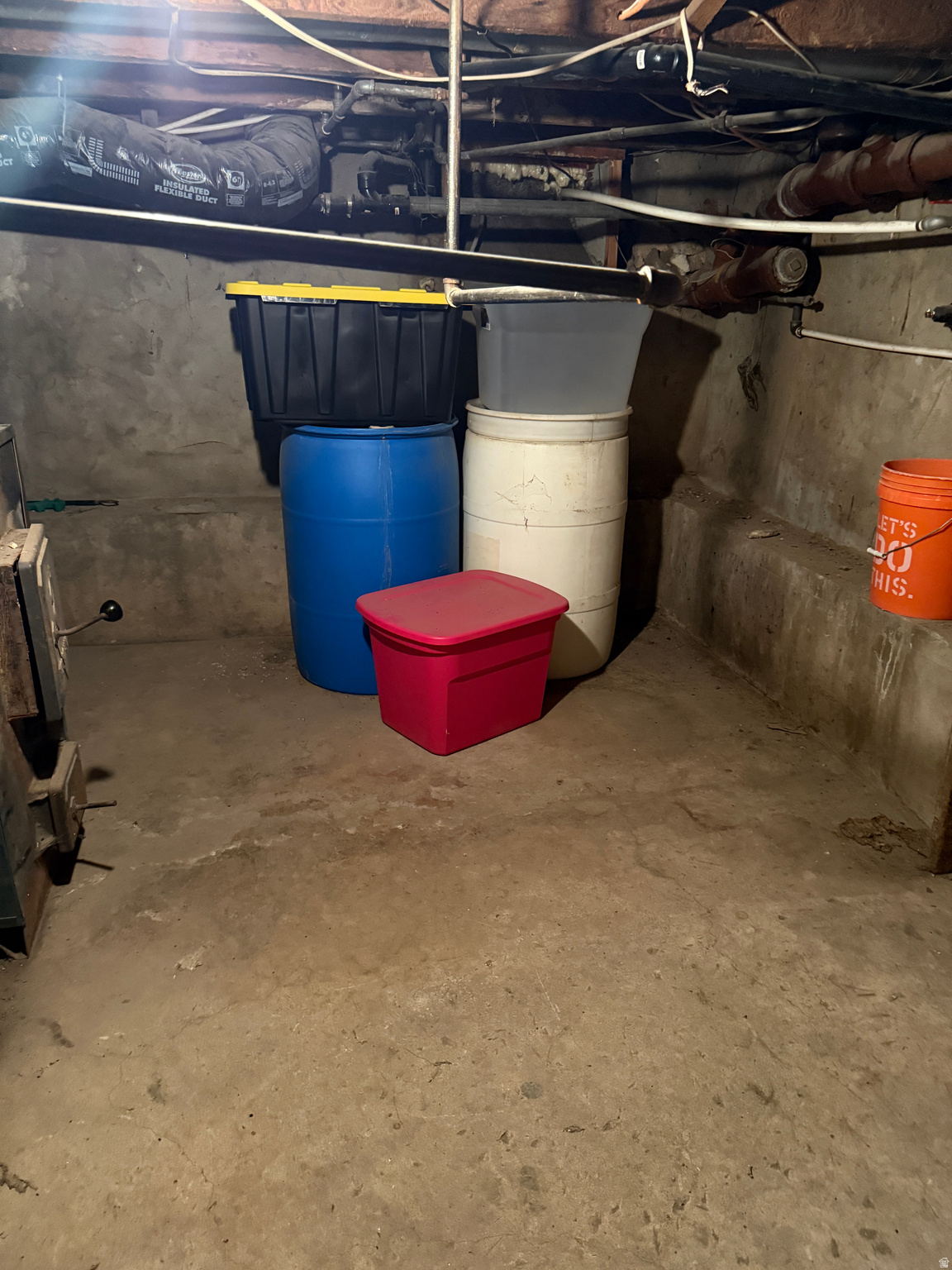 COUNTRY ROAD HAVEN - Residential