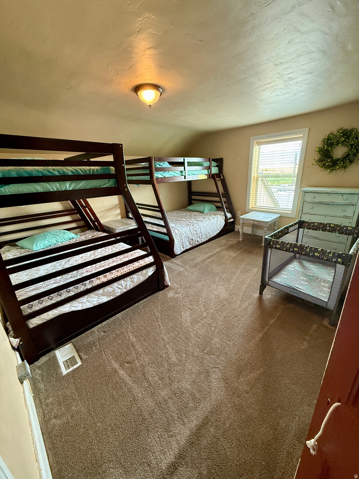 COUNTRY ROAD HAVEN - Residential