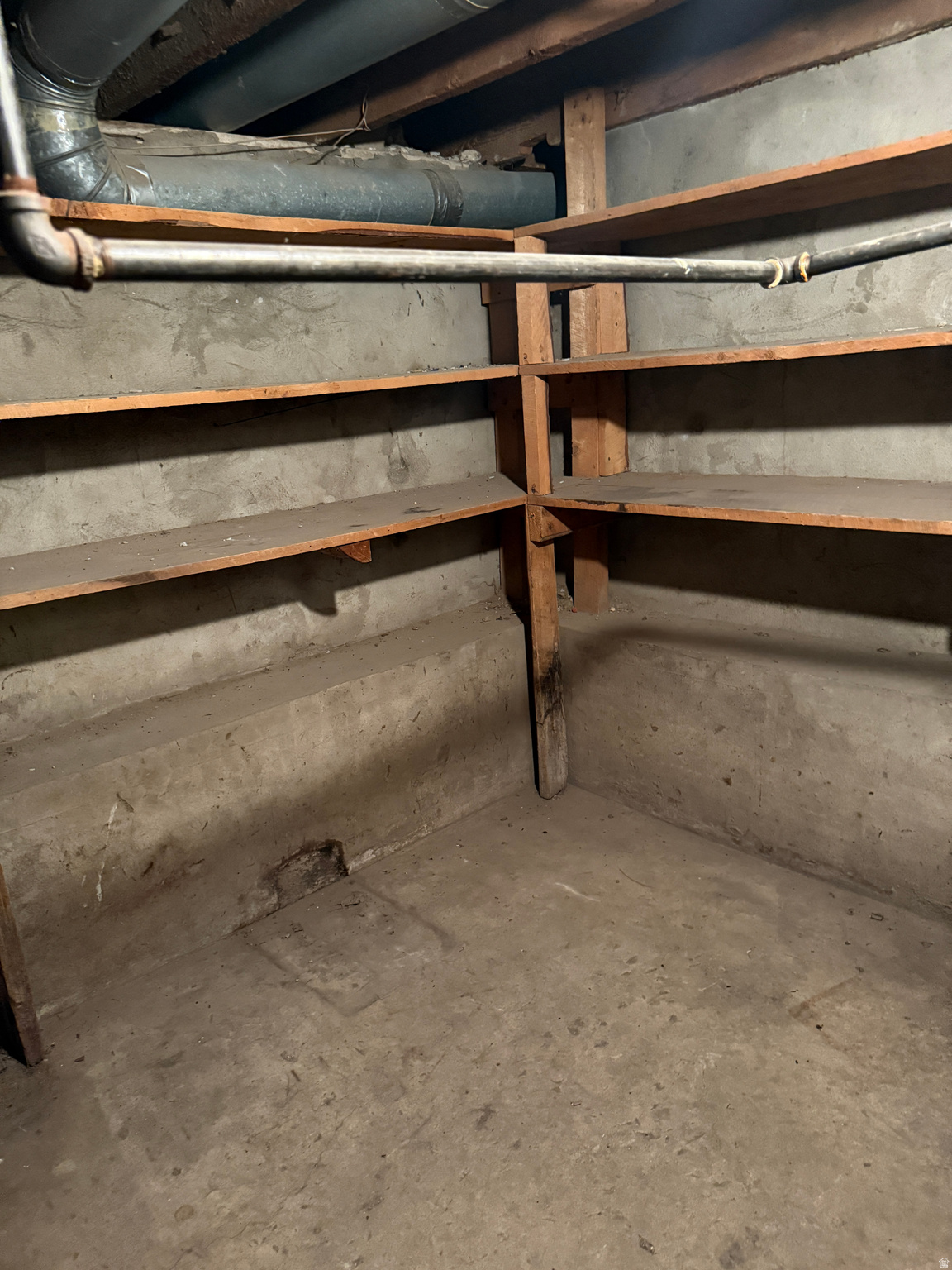 COUNTRY ROAD HAVEN - Residential