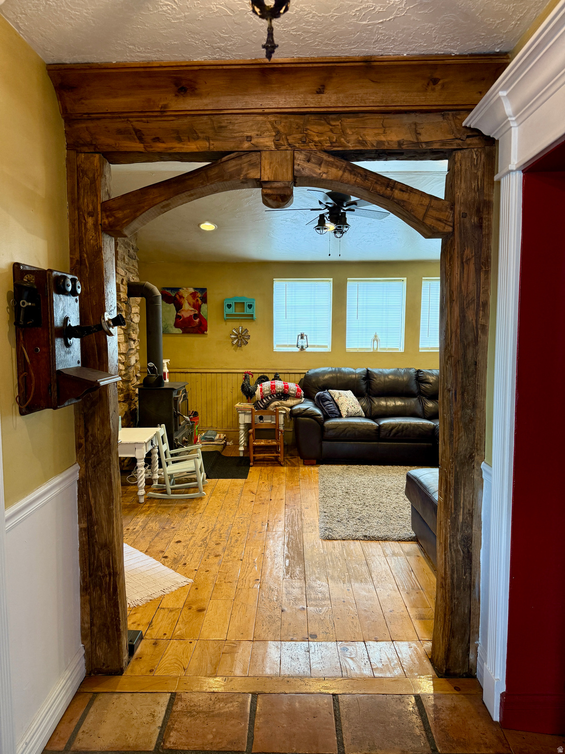 COUNTRY ROAD HAVEN - Residential