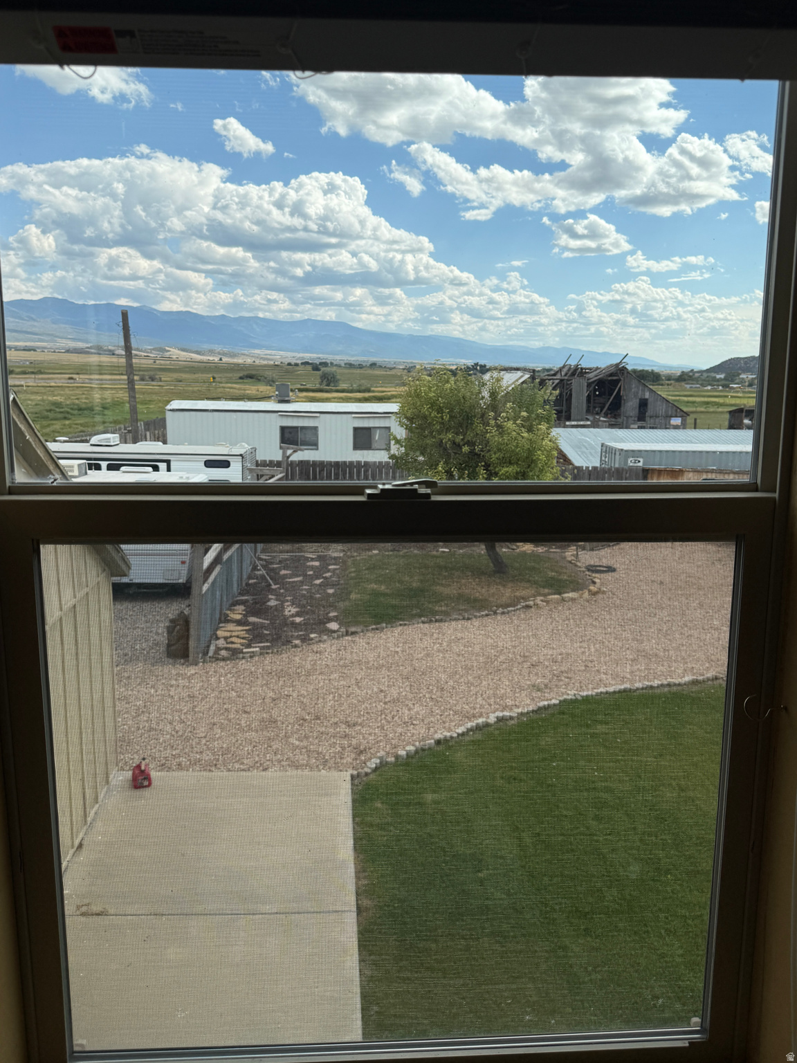 COUNTRY ROAD HAVEN - Residential