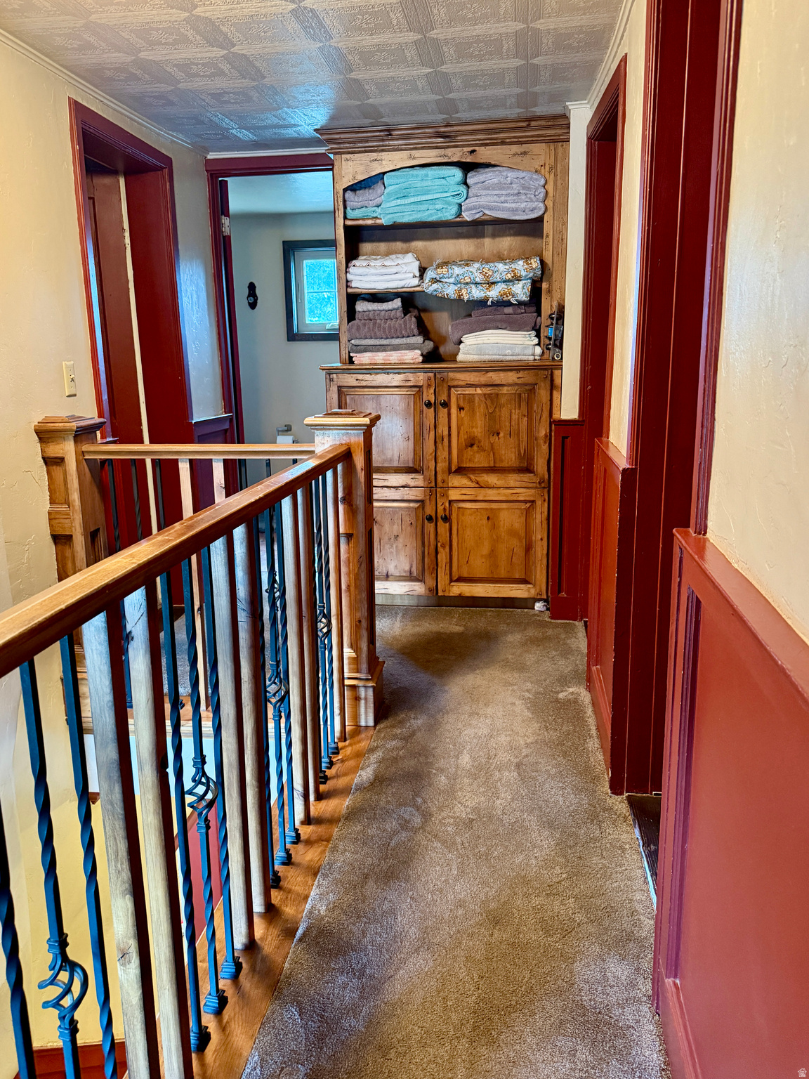 COUNTRY ROAD HAVEN - Residential