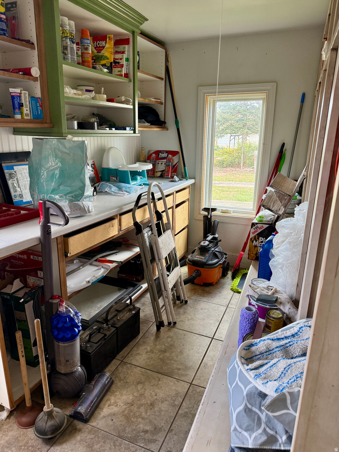 COUNTRY ROAD HAVEN - Residential