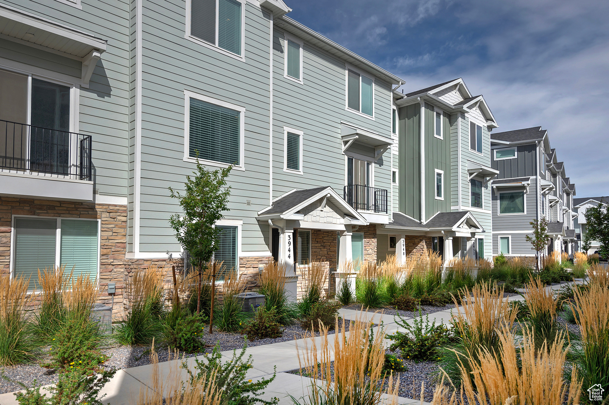 EAGLE POINT - Residential