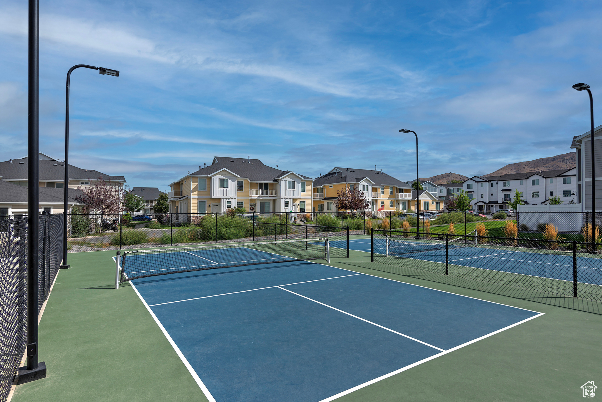 EAGLE POINT - Residential