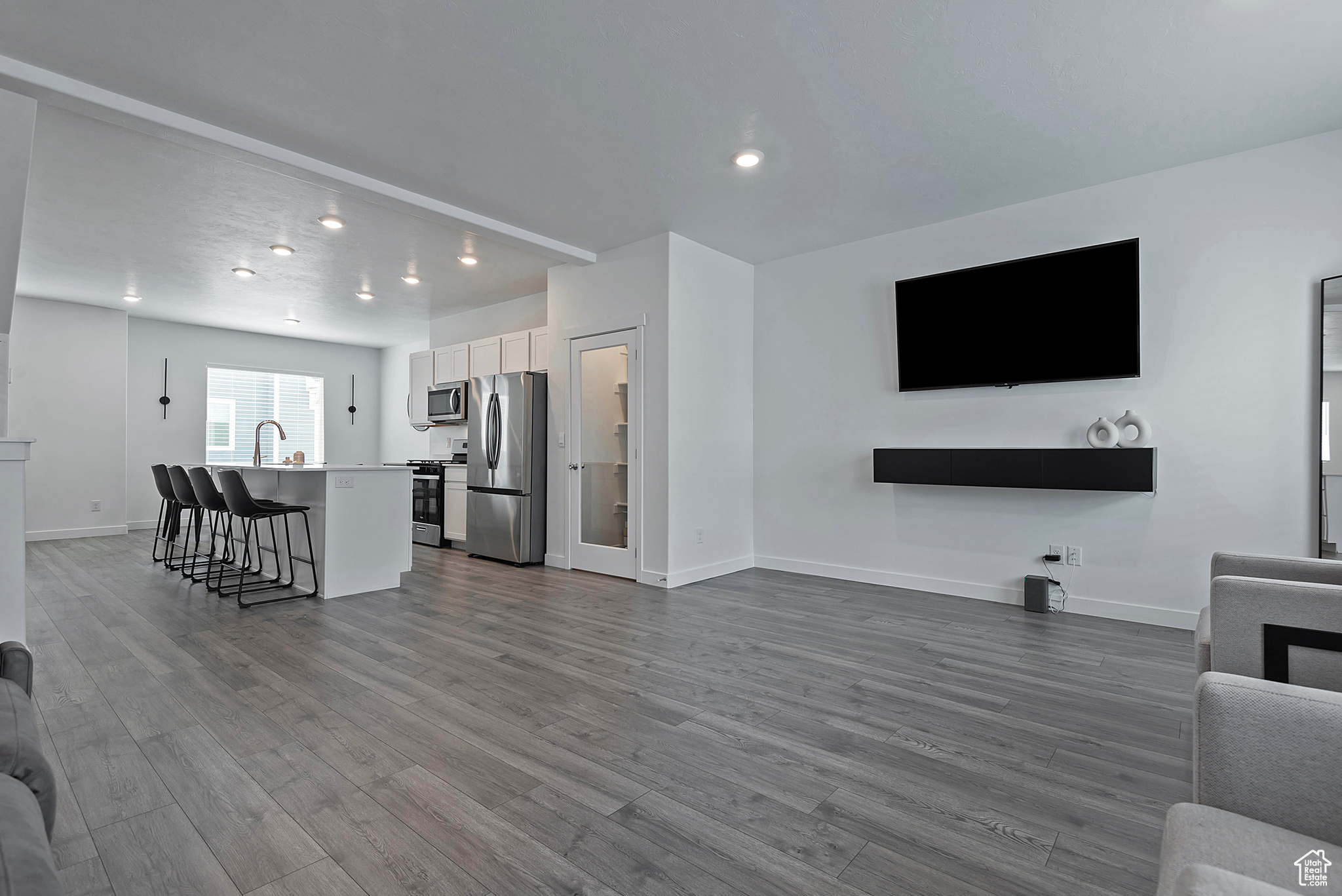 EAGLE POINT - Residential