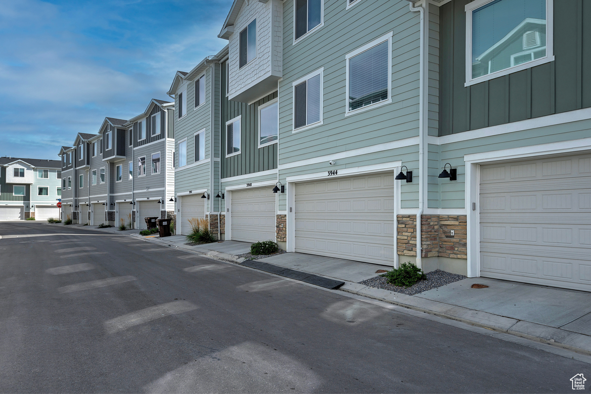 EAGLE POINT - Residential