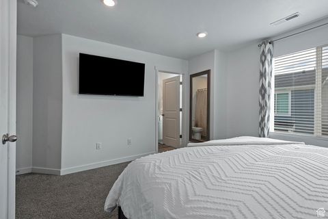 Tiny photo for 3944 N EAGLE POINT LN N, Eagle Mountain, UT 84005 (MLS # 2110759)