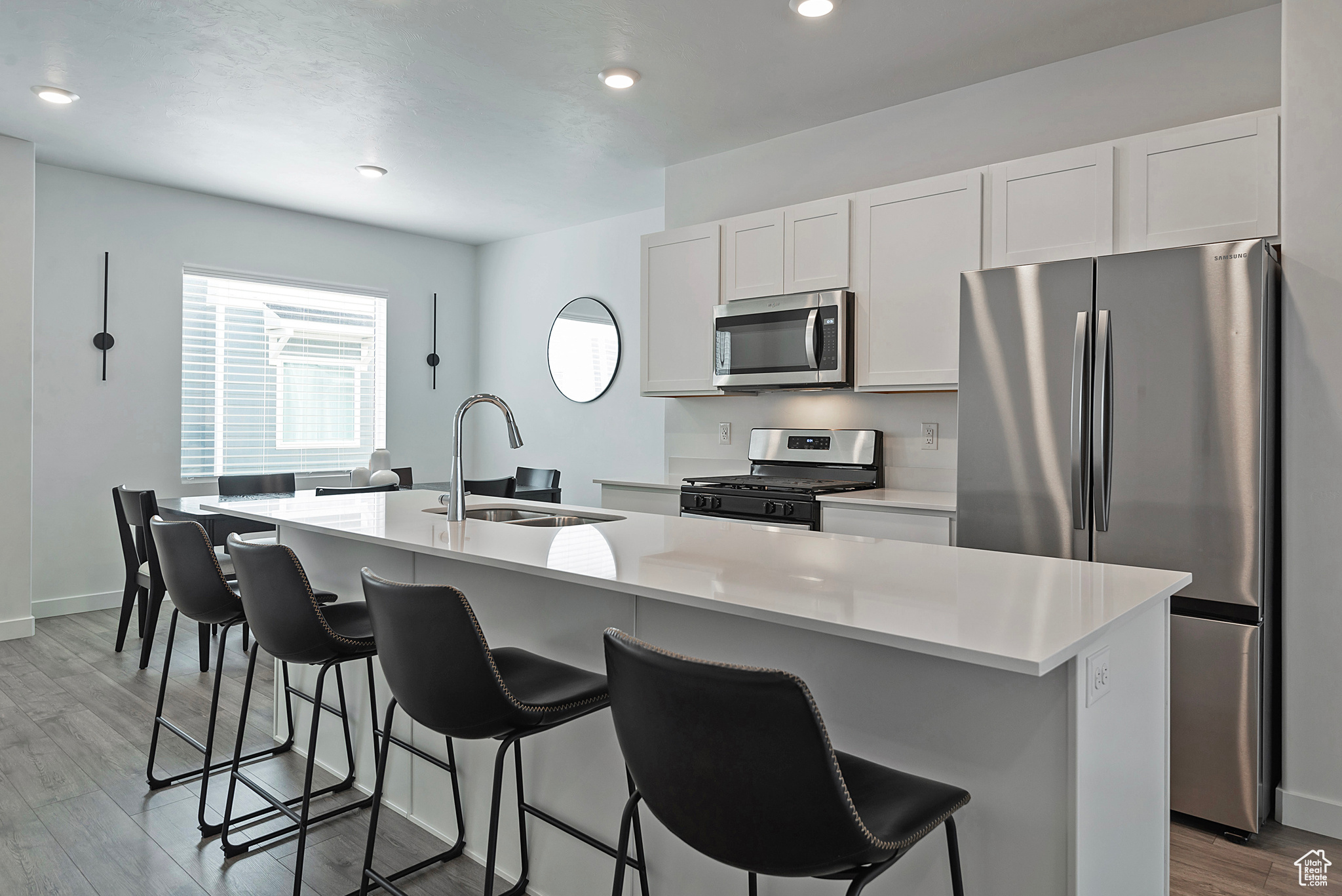 EAGLE POINT - Residential