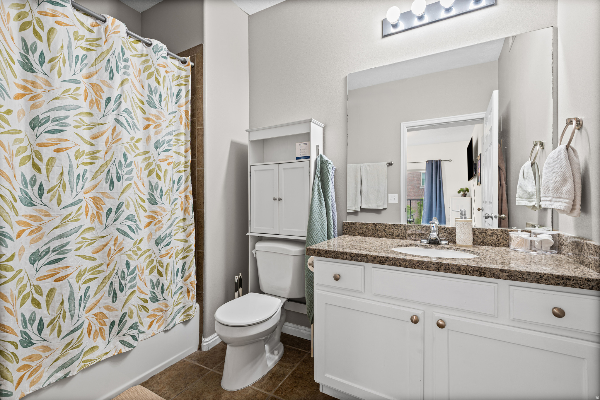 ALBION VILLAGE - Residential