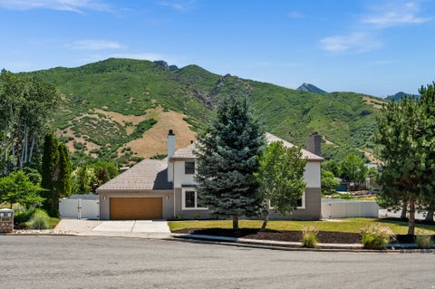 Photo of 8065 S OVERHILL CIR, Cottonwood Heights, UT 84121 (MLS # 2166532)