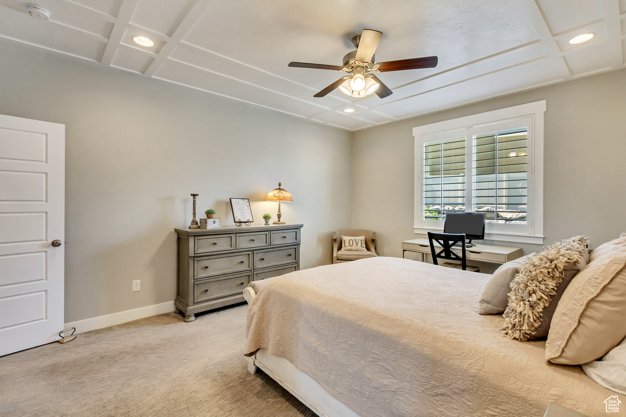 Saratoga Springs, Utah 84045, United States, 7 Bedrooms Bedrooms, ,3 BathroomsBathrooms,Residential,Pending,119324