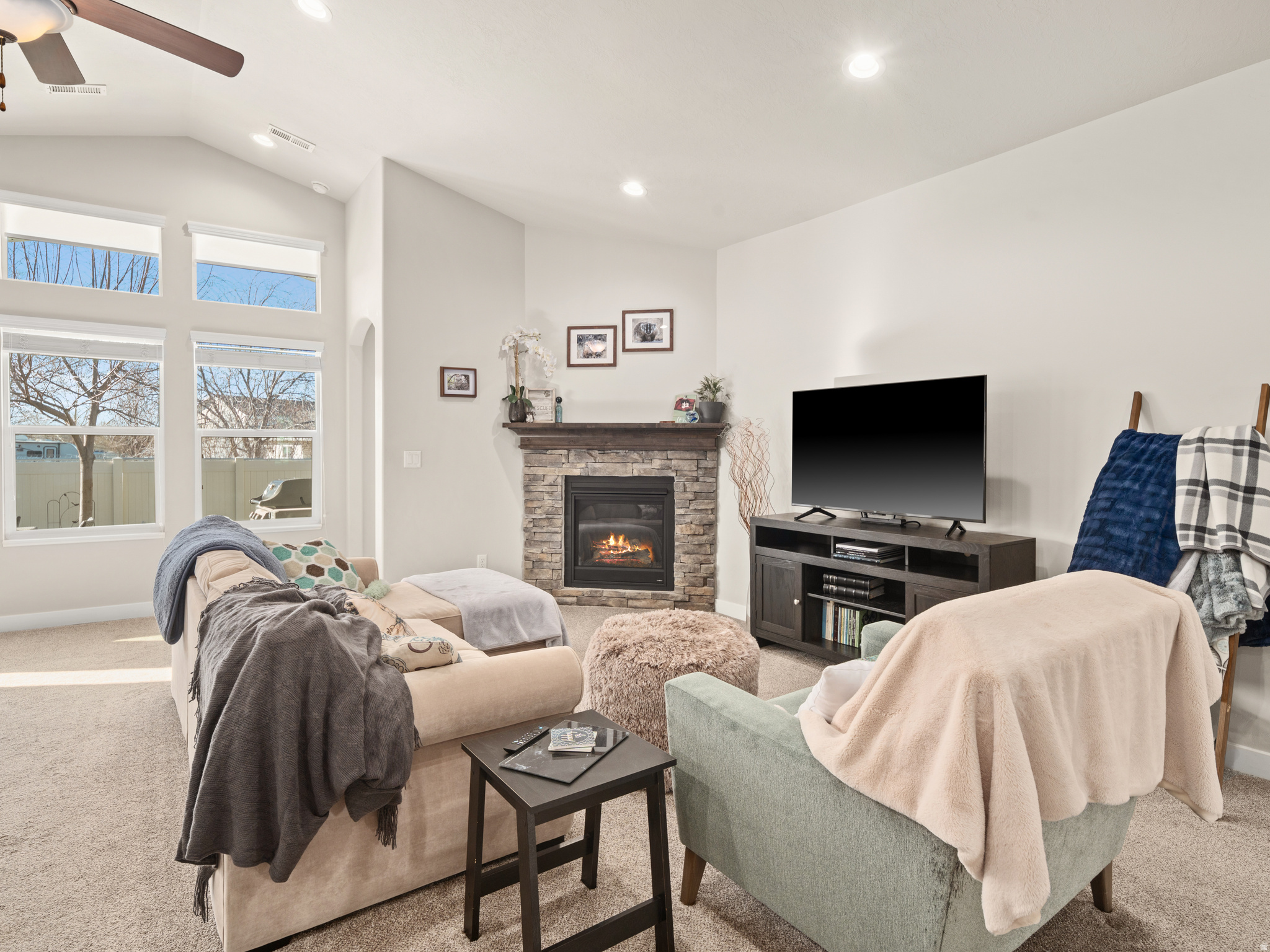 TOWN POINT - Residential