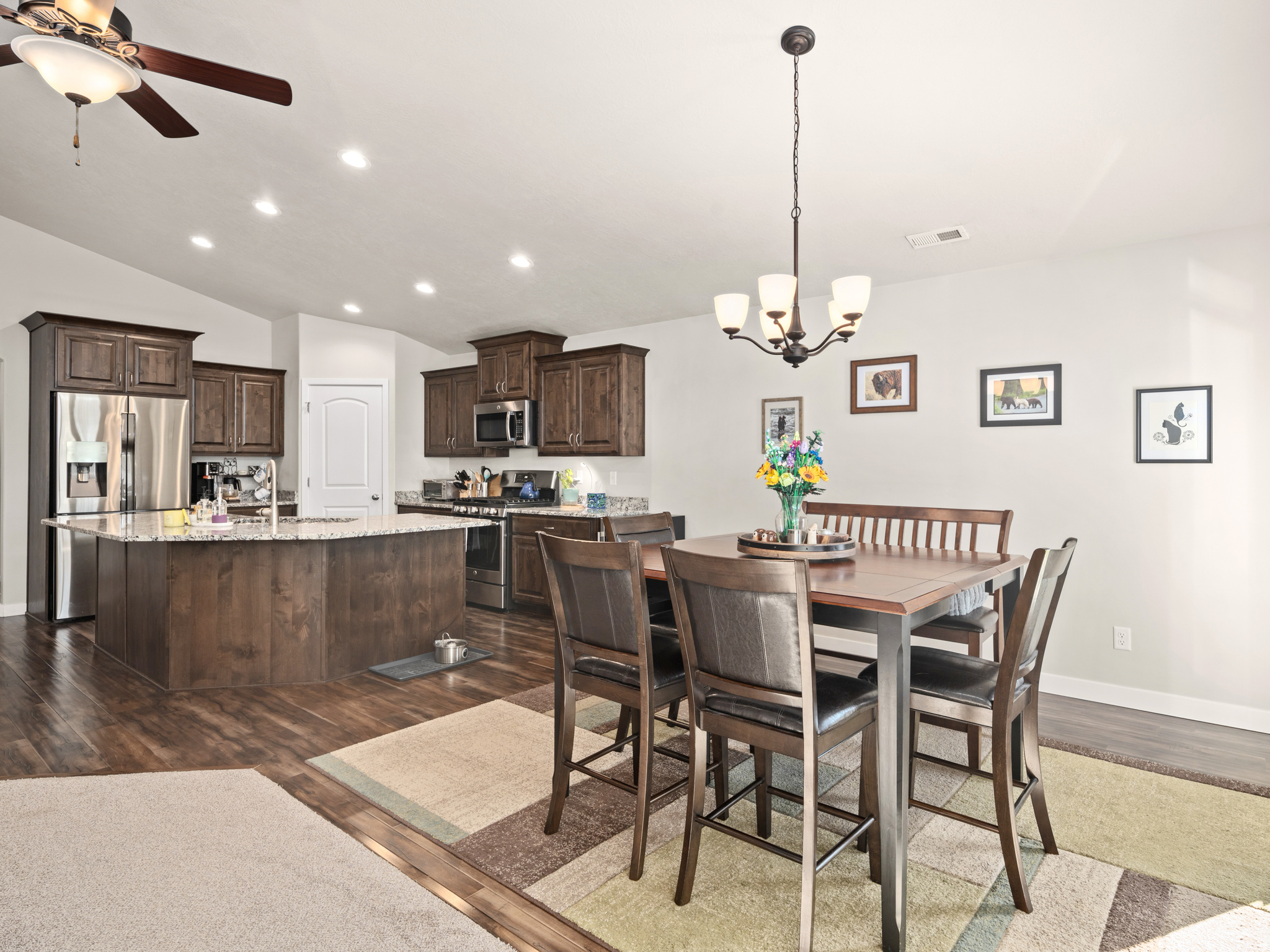 TOWN POINT - Residential