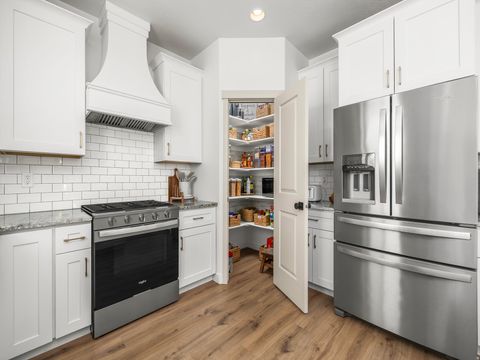 Tiny photo for 4062 E HUDSON WAY, Eagle Mountain, UT 84005 (MLS # 2132918)