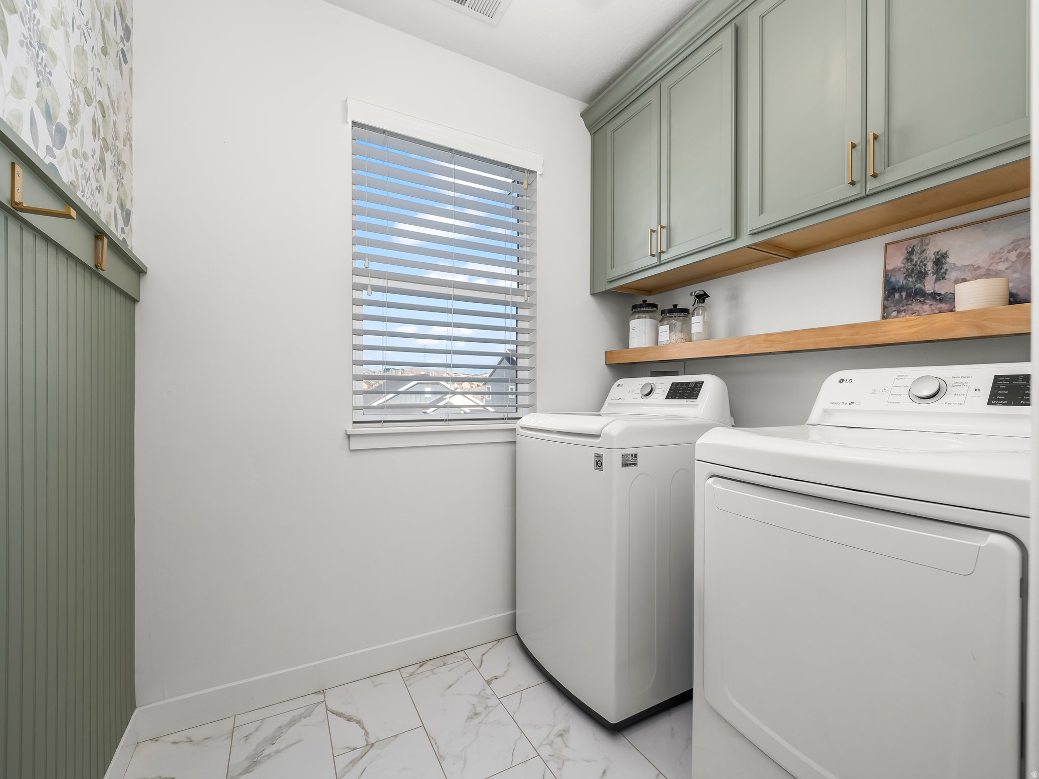 PORTERS CROSSING - Residential