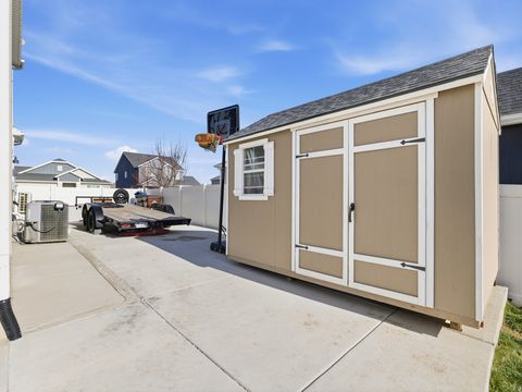 Tiny photo for 4062 E HUDSON WAY, Eagle Mountain, UT 84005 (MLS # 2132918)
