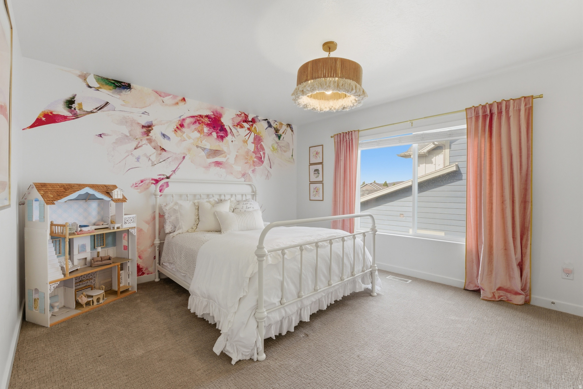 JORDAN WILLOWS - Residential