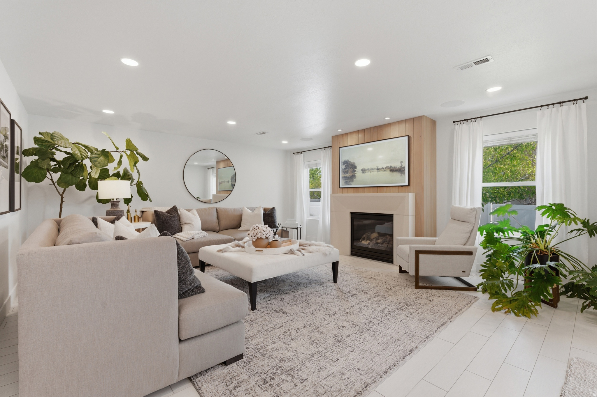 JORDAN WILLOWS - Residential