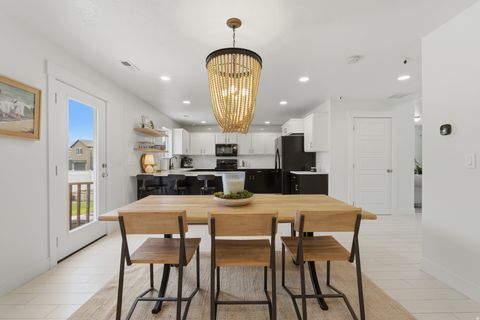 Tiny photo for 3688 W JORDAN VIEW DR. S, Lehi, UT 84043 (MLS # 2154186)