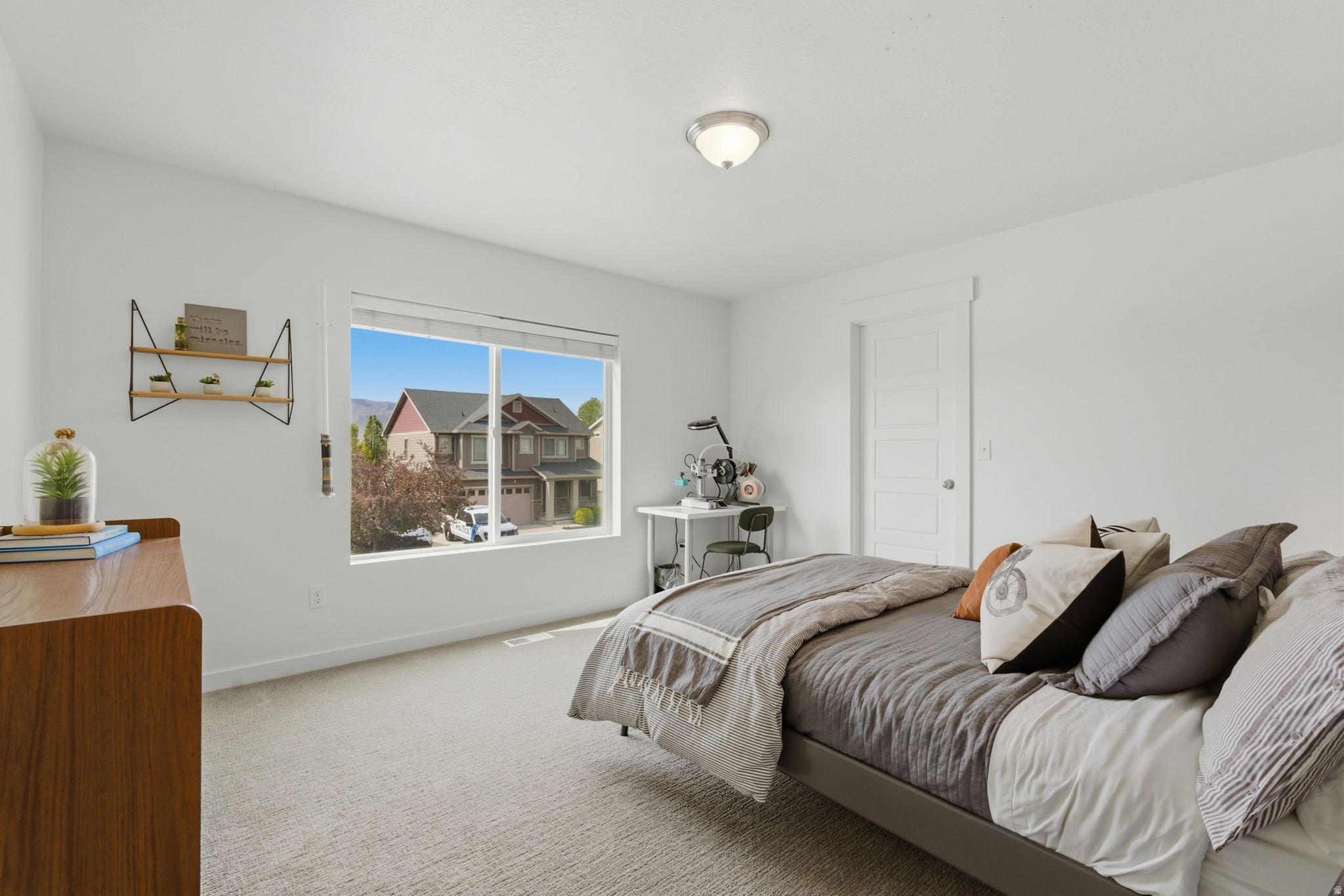 JORDAN WILLOWS - Residential