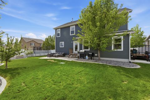 Tiny photo for 3688 W JORDAN VIEW DR. S, Lehi, UT 84043 (MLS # 2154186)