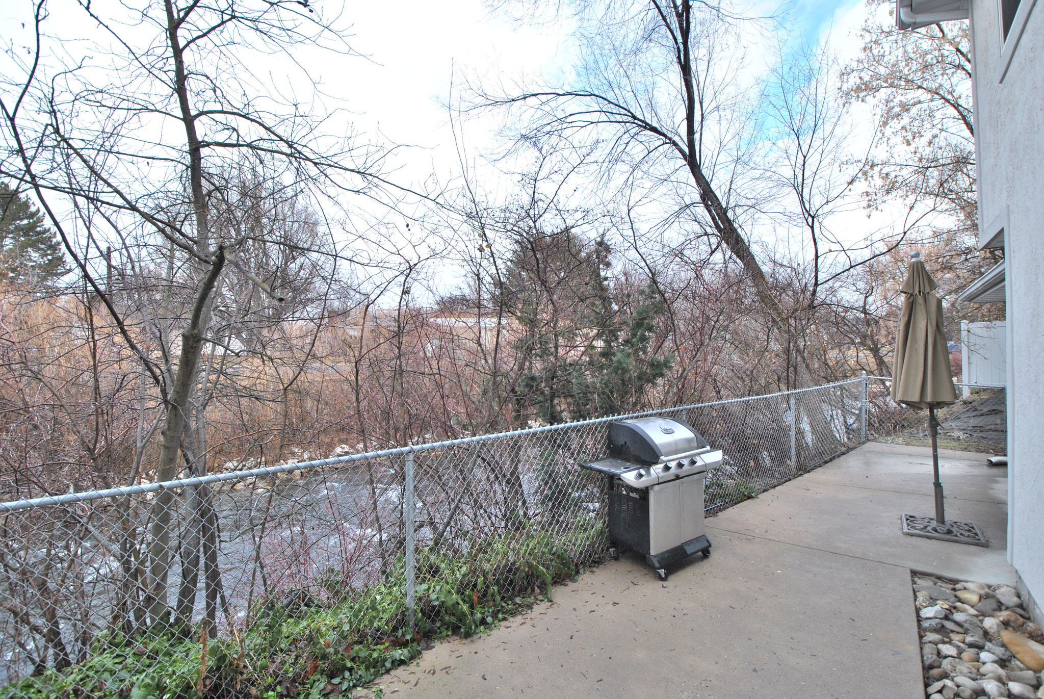 RIVER POINTE - Residential Income