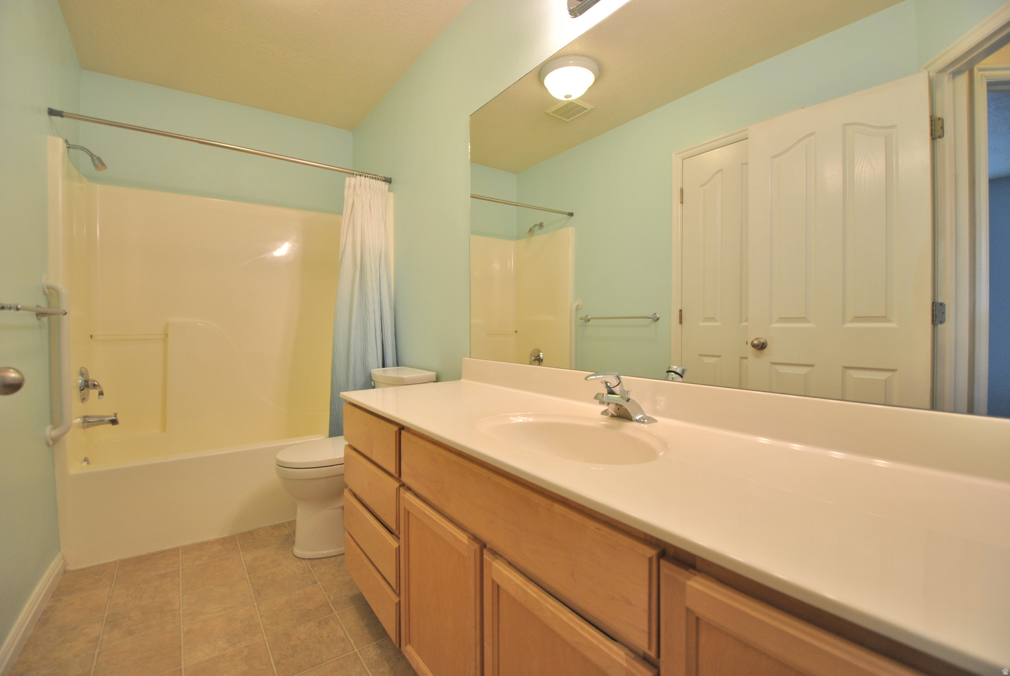 RIVER POINTE - Residential Income