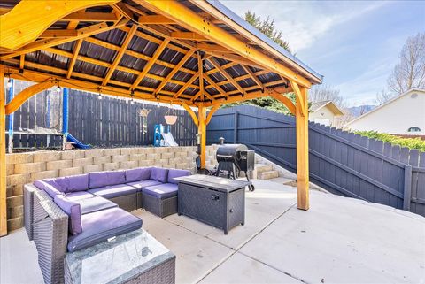 Tiny photo for 1404 N SPRING MOUNTAIN RD E, Springville, UT 84663 (MLS # 2143228)