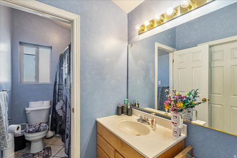 Tiny photo for 1404 N SPRING MOUNTAIN RD E, Springville, UT 84663 (MLS # 2143228)