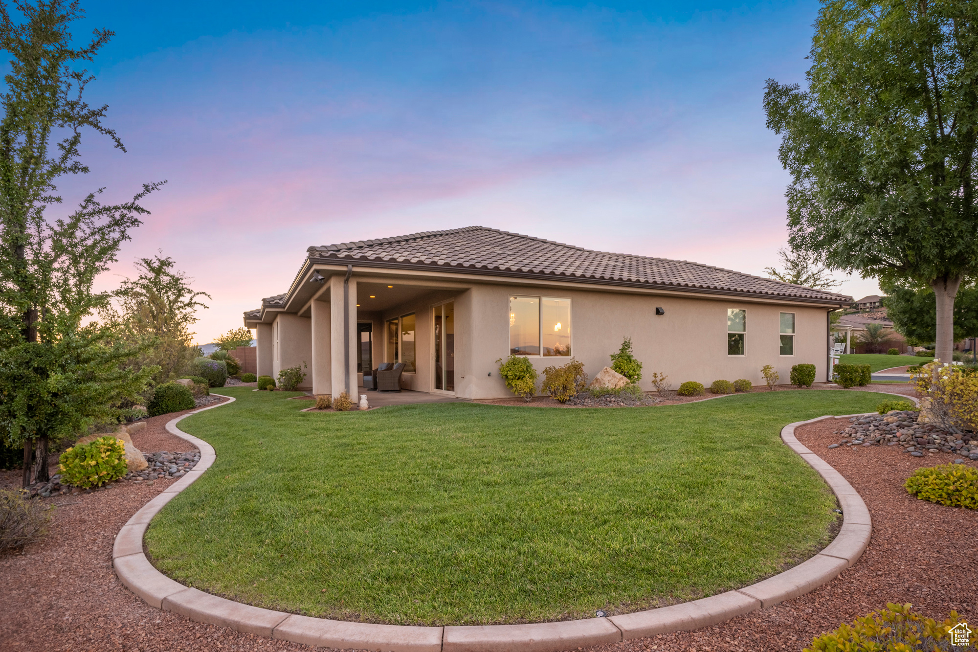 RIVERSIDE CLIFFS SUBDIVISION PH 2 - Residential