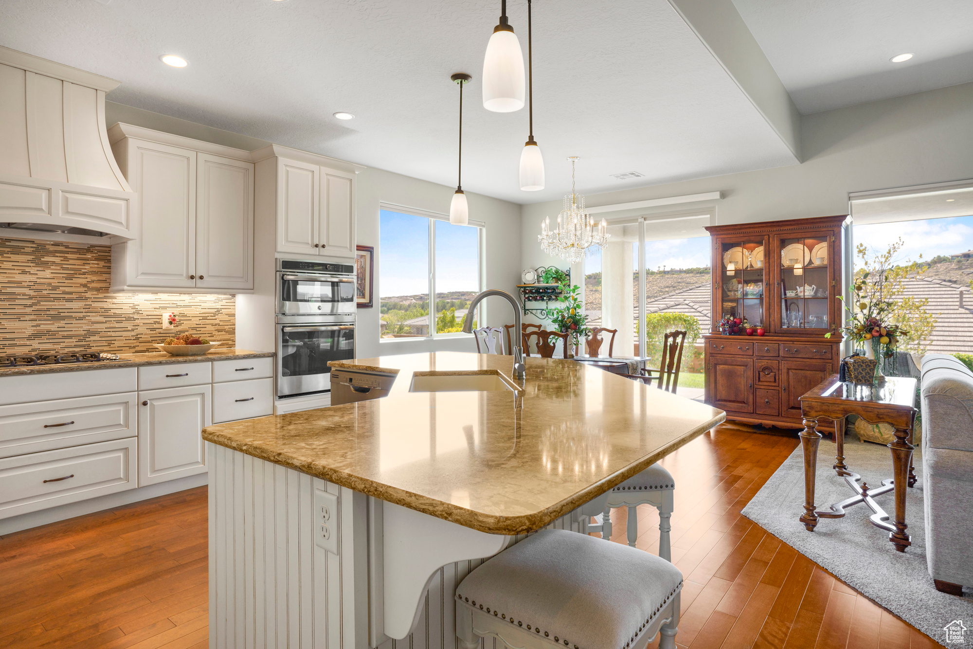 RIVERSIDE CLIFFS SUBDIVISION PH 2 - Residential