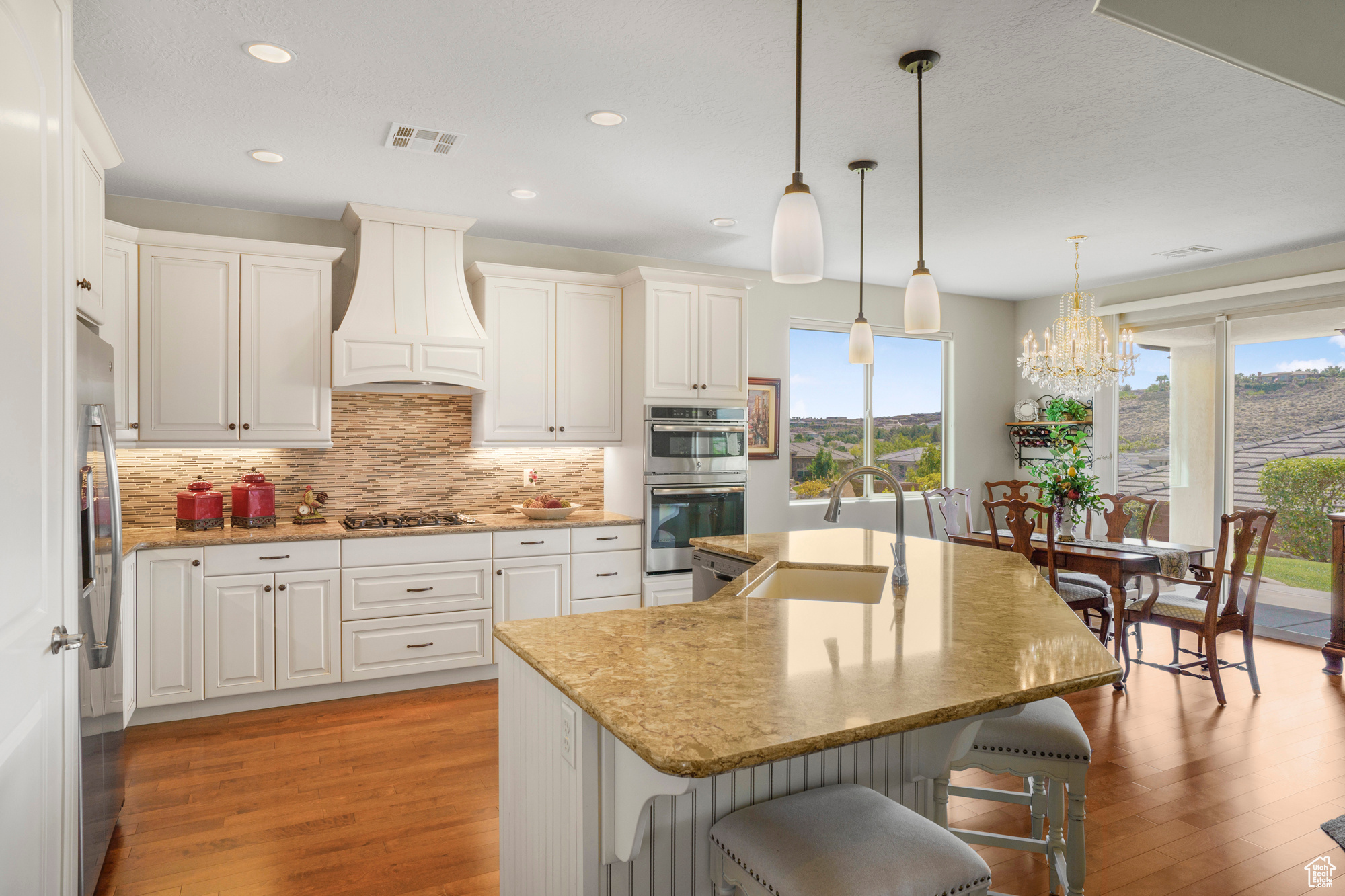 RIVERSIDE CLIFFS SUBDIVISION PH 2 - Residential