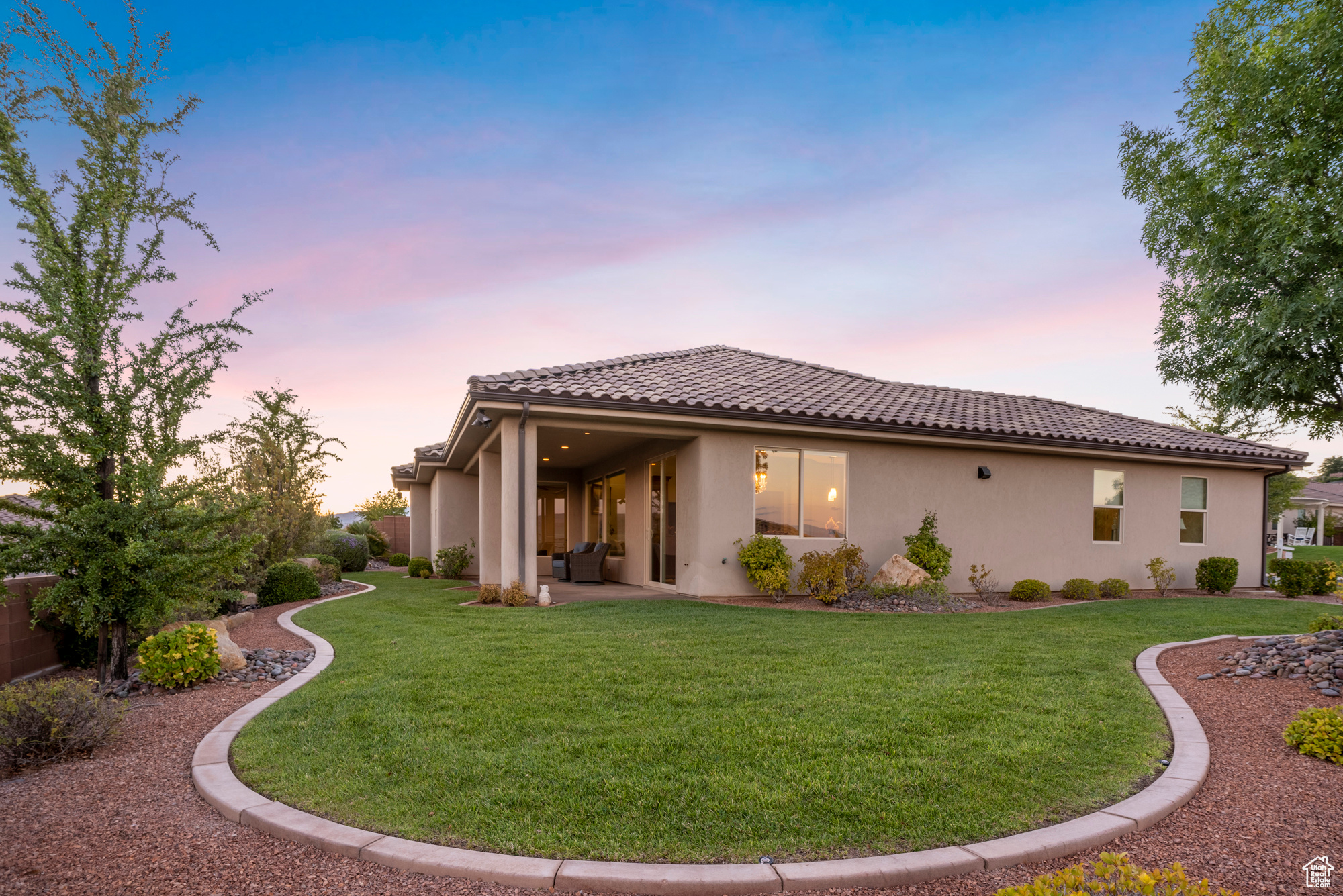 RIVERSIDE CLIFFS SUBDIVISION PH 2 - Residential