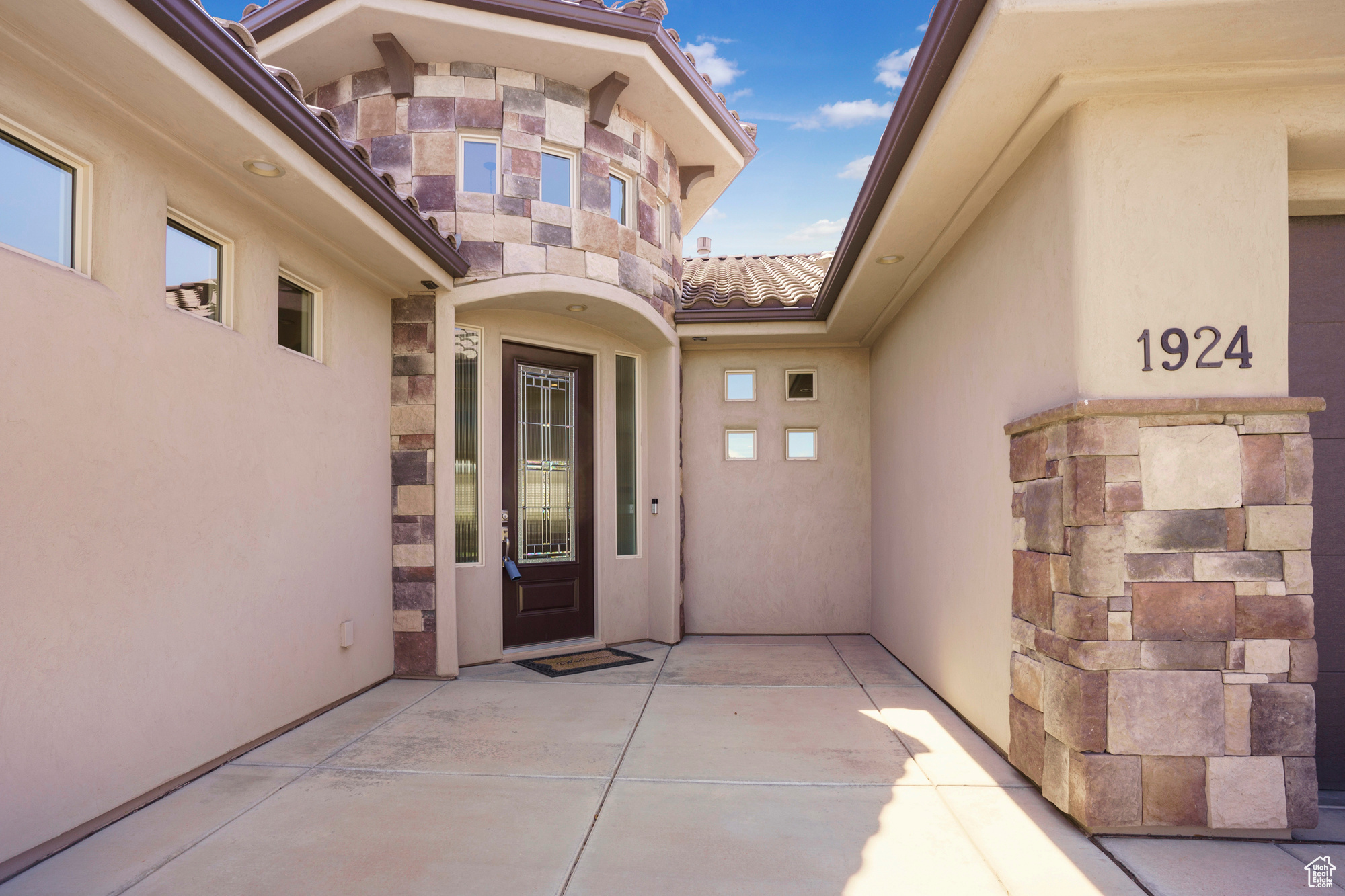 RIVERSIDE CLIFFS SUBDIVISION PH 2 - Residential