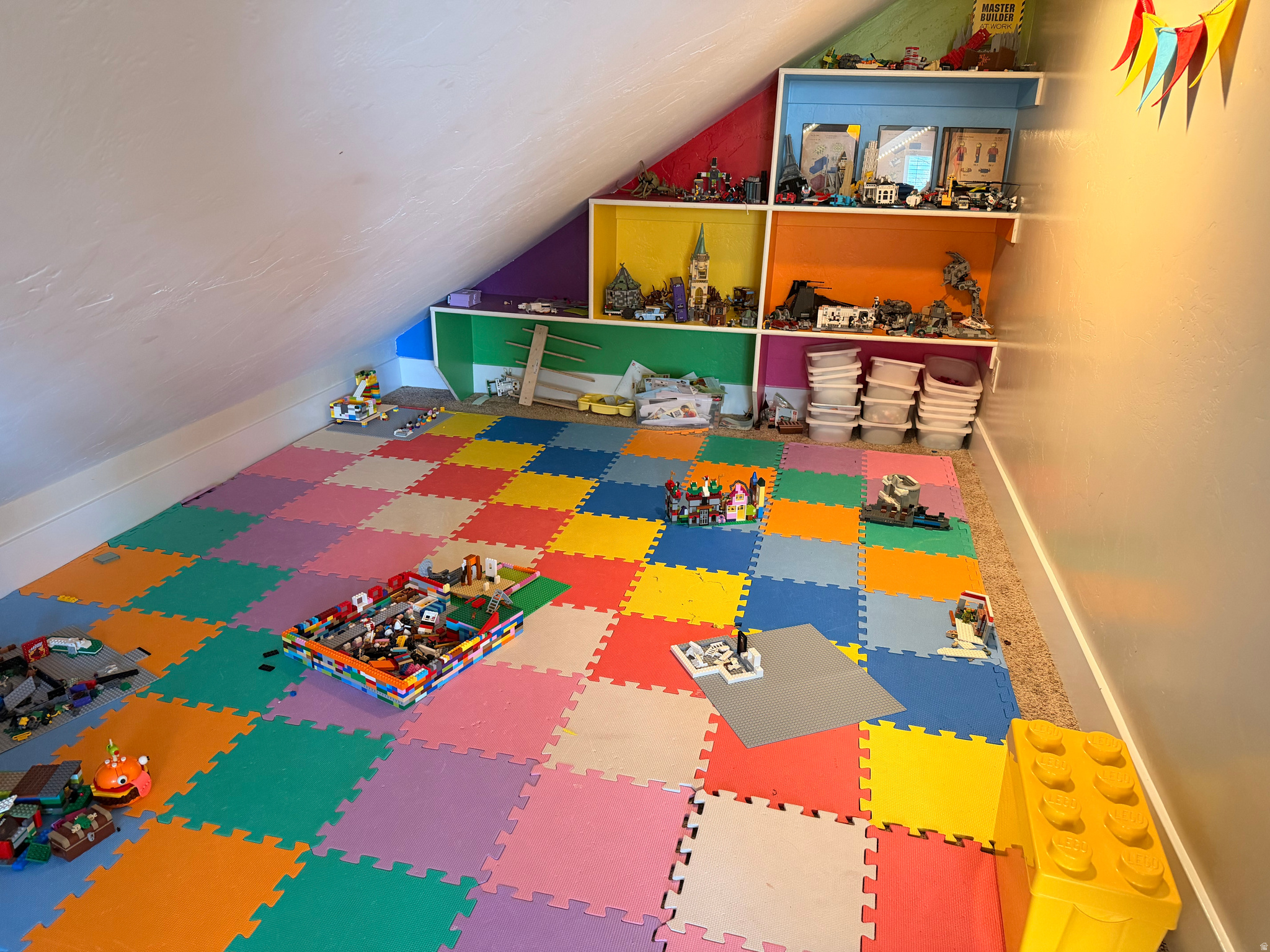 CEDAR RIDGE - Residential