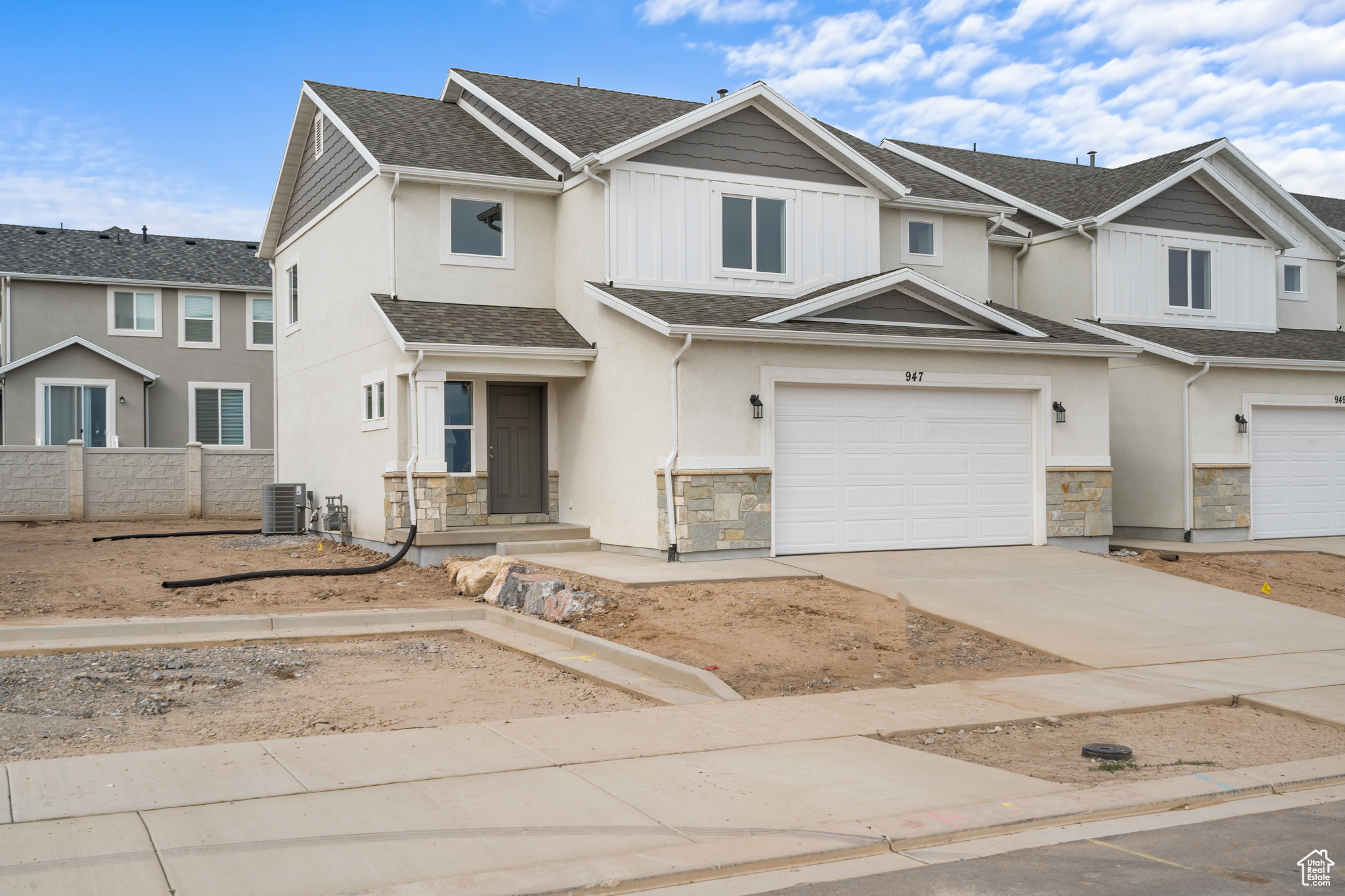 APPLE HOLLOW AT THE ORCHARDS - Residential