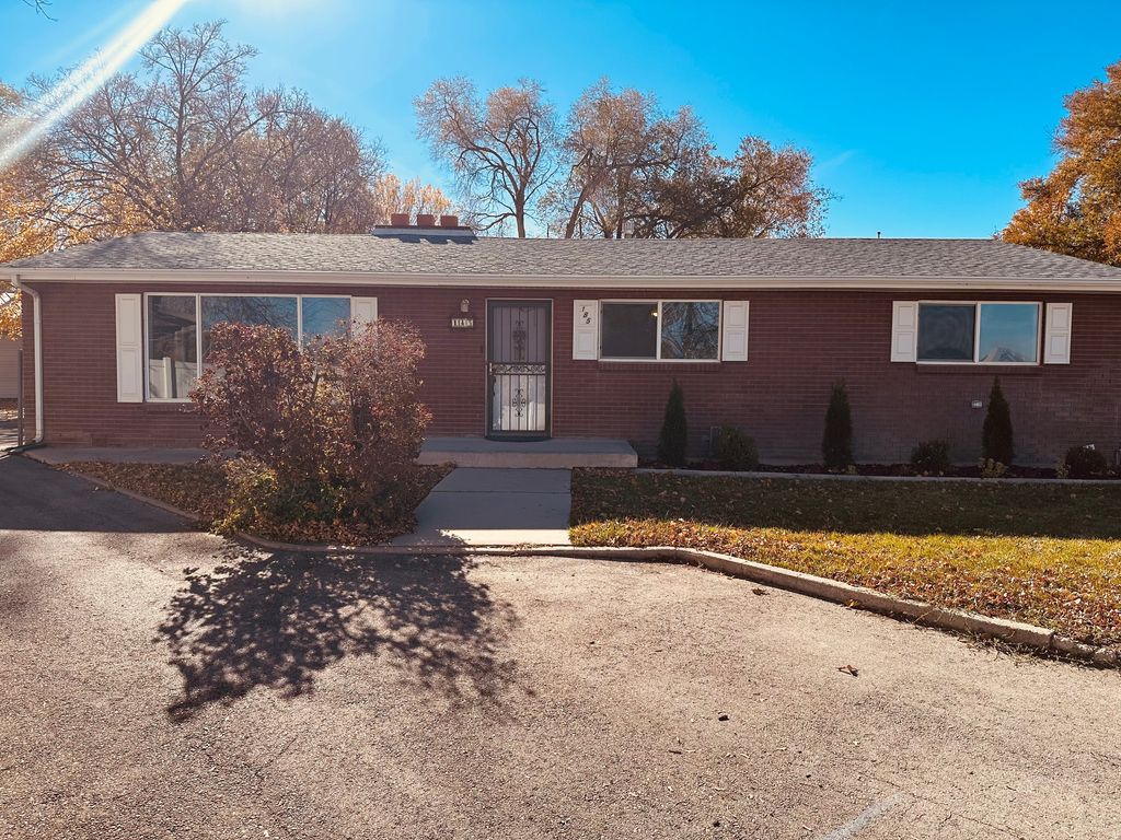 Photo of 185 W CLARK ST N, Grantsville, UT 84029 (MLS # 2122071)