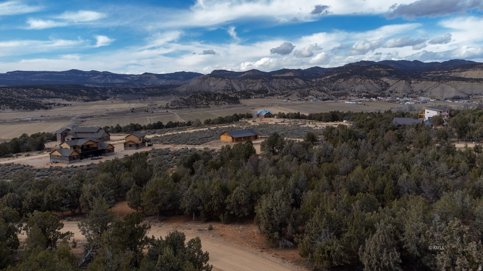 QUARTER CIRCLE H RANCH - Land
