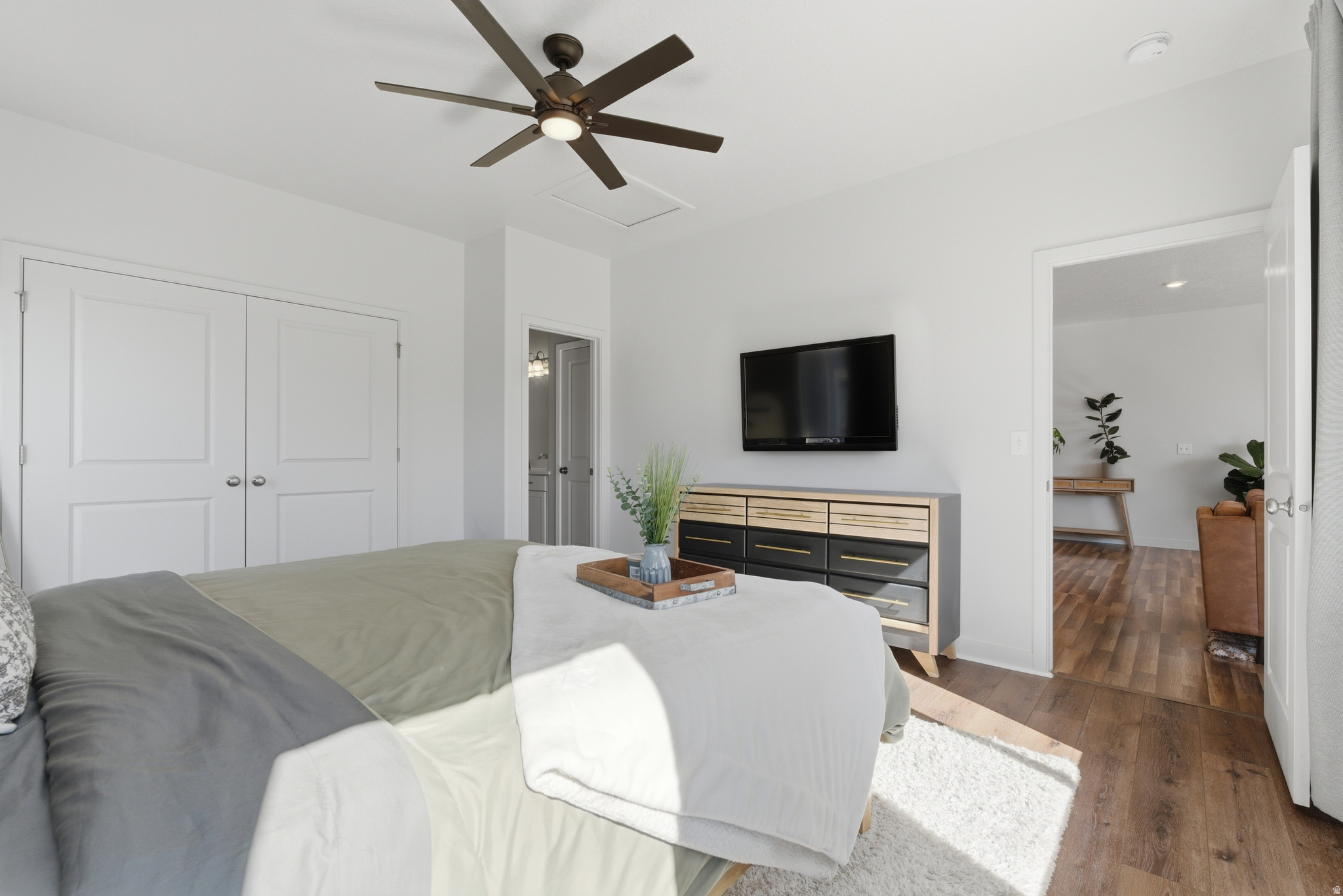 COBALT VILLAGE - Residential