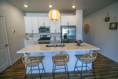 Tiny photo for 1048 W AZUL MEADOWS WAY, Bluffdale, UT 84065 (MLS # 2139262)