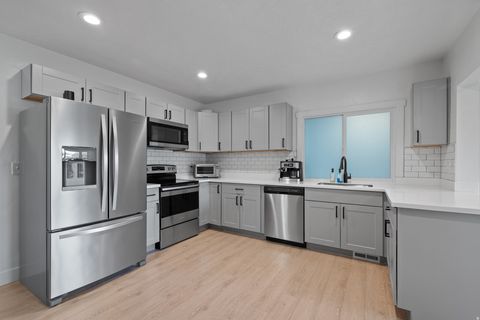 Tiny photo for 3138 S 700 E, South Salt Lake, UT 84106 (MLS # 2121616)