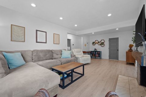 Tiny photo for 3138 S 700 E, South Salt Lake, UT 84106 (MLS # 2121616)